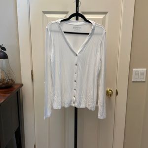 DOLAN Anthropologie Brand pearl button ribbed cardigan